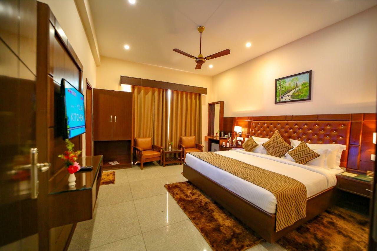 Corbett The Baagh Spa & Resort Rāmnagar Eksteriør billede