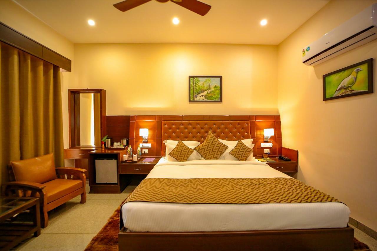 Corbett The Baagh Spa & Resort Rāmnagar Eksteriør billede
