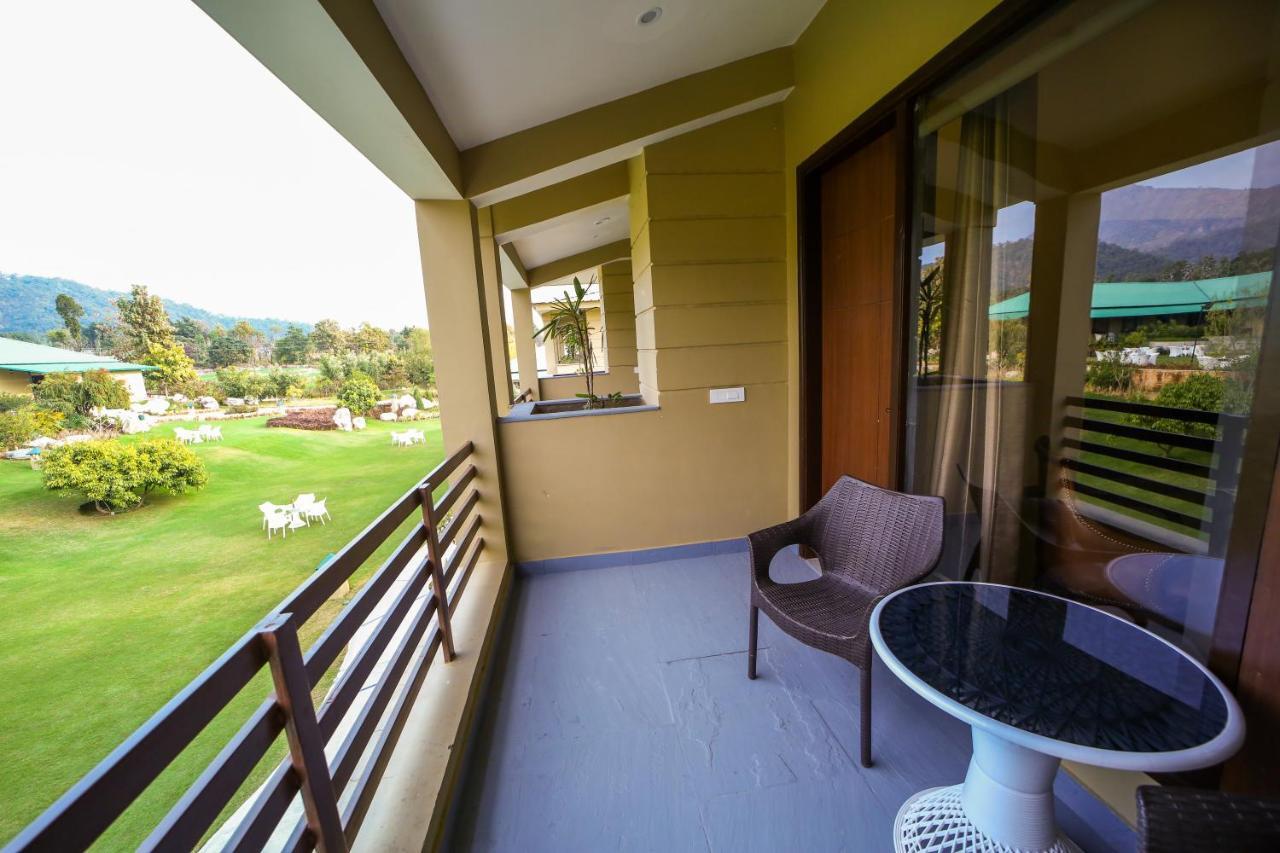 Corbett The Baagh Spa & Resort Rāmnagar Eksteriør billede
